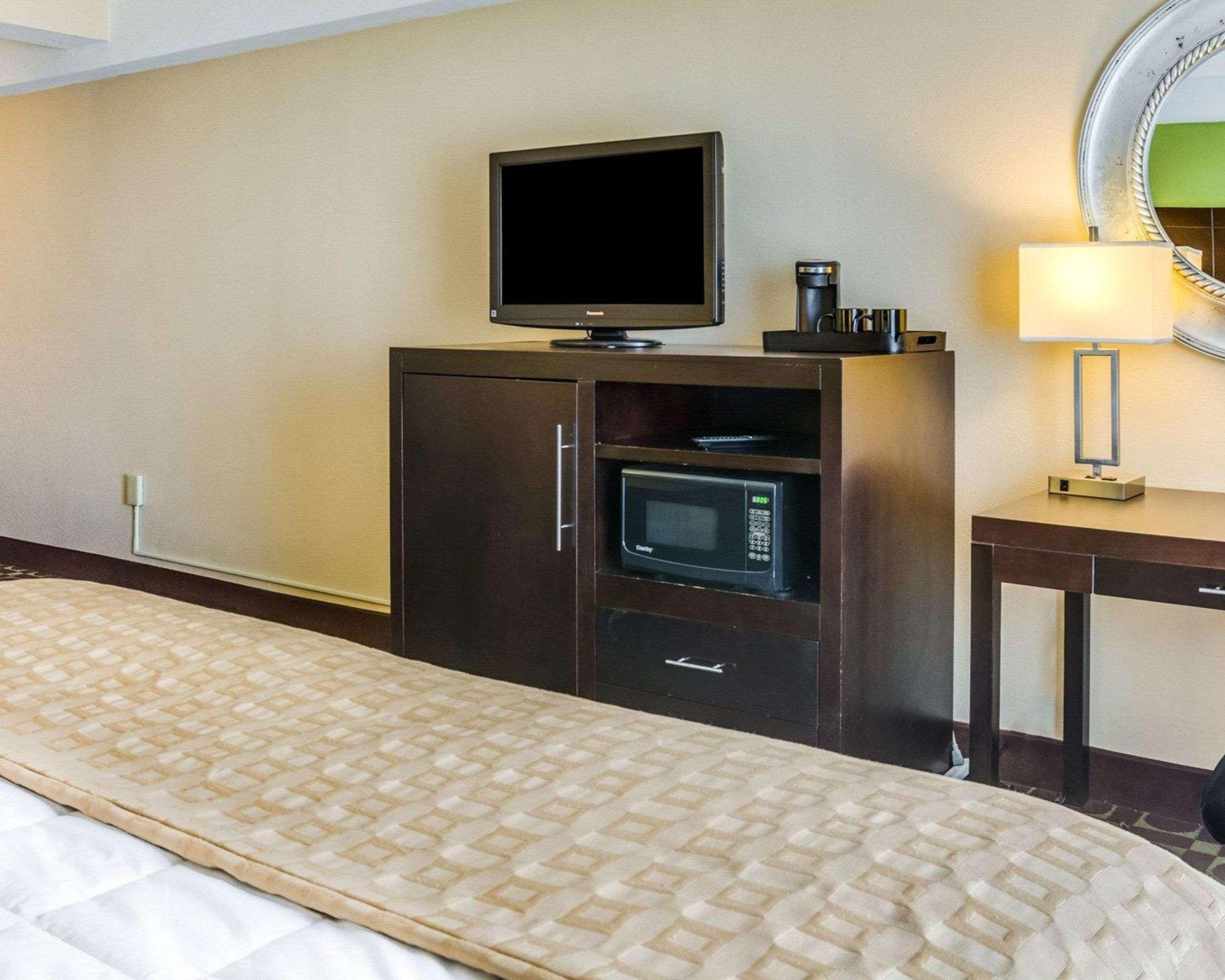 Garner Hotel Virginia Beach North By Ihg Exterior photo